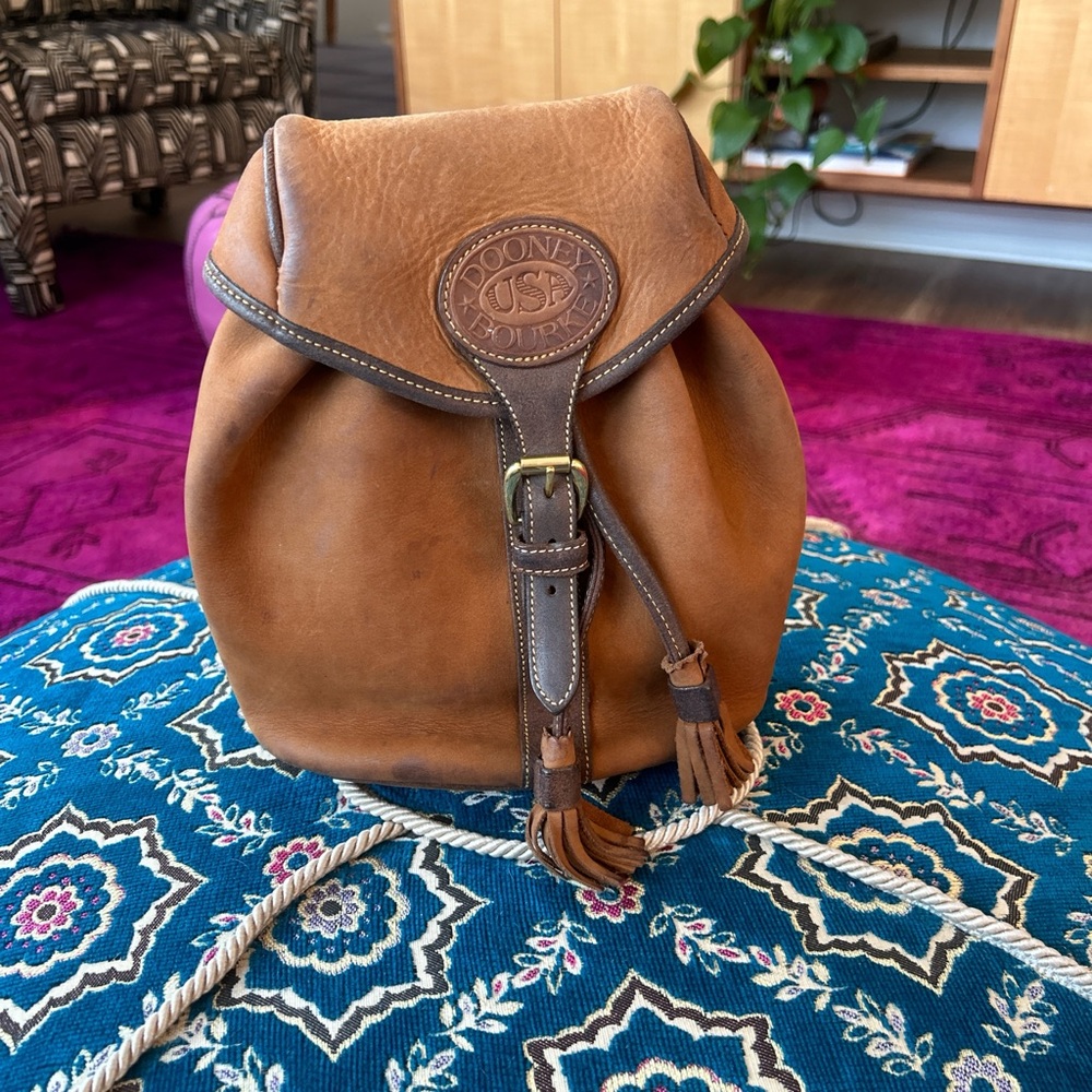 Dooney and bourke vintage bacpack